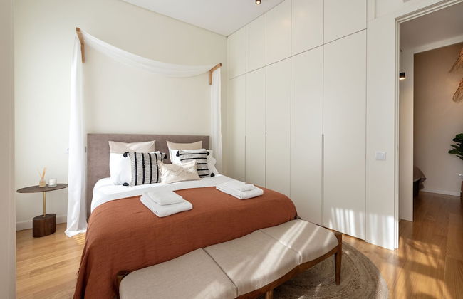 Mouzinho da Silveira 215 by LovelyStay - Foto 2