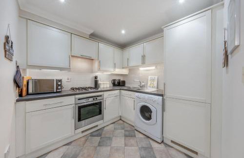 STN - Bishops's Stortford - Free Gated Parking - Two Bed Apartment - Perfect location for Stansted Airport - Foto 8