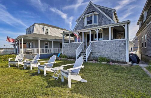 Oceanfront Cape Cod Home with Porch, Yard and Grill! - Foto 1