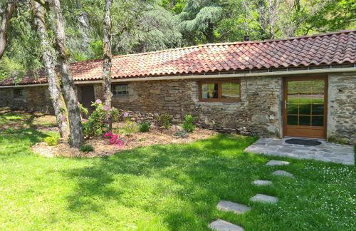 Refuge Insolite avec balnéo privative en forêt - Foto 2