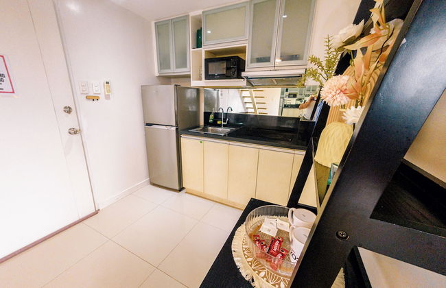 COZI modern loft suite at BGC - Photo 24