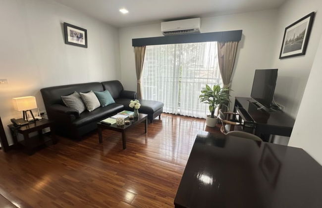 J - Town Serviced Apartments - Photo 22