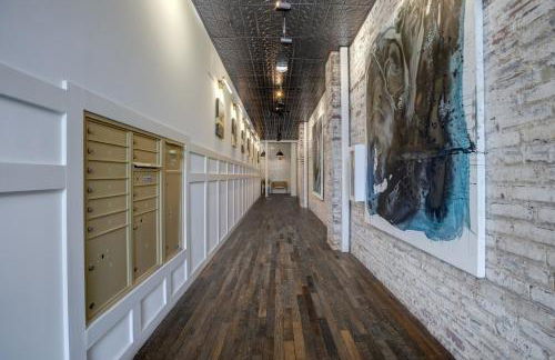 Loft condo by Mercedes Benz w balcony Apt 101 - Foto 34