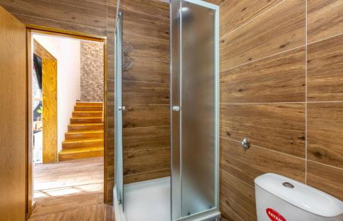 Amazing Home In Perusic With Sauna - Foto 36
