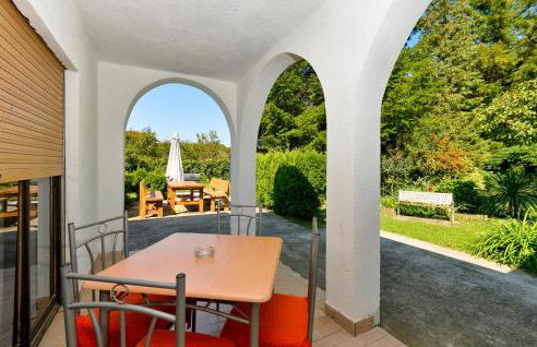 Amazing Home In Ivanska With Kitchen - Foto 8