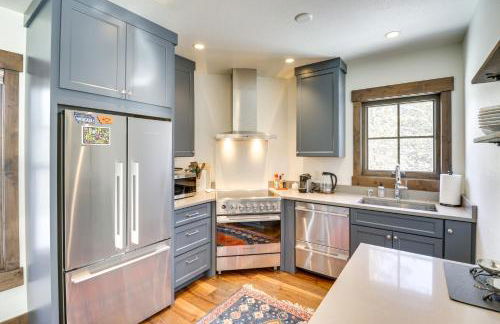 Peaceful Whitefish Home with Deck - Pets Welcome! - Foto 2