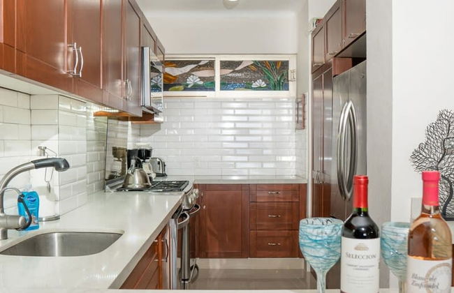 Ocean Front Condo With Pool Sleeps 6 Adults - Foto 15