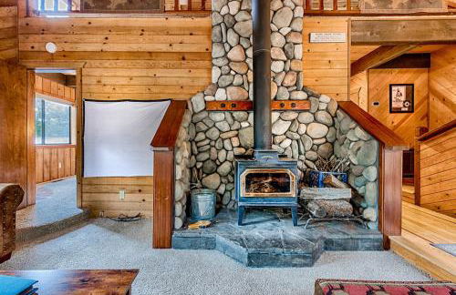 Embrace the Seasons' Sweetness Discover the Serene Beauty of Cole Ridge Chalet - Foto 20