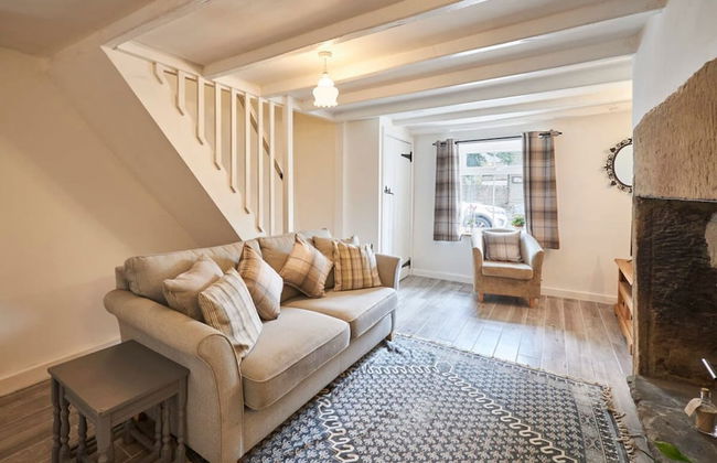 Host Stay Daisy s Cottage - Photo 5