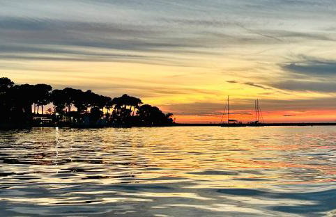 New exclusive apartment Green Horizon with garden, hot tub and private pool near the sea - Foto 33