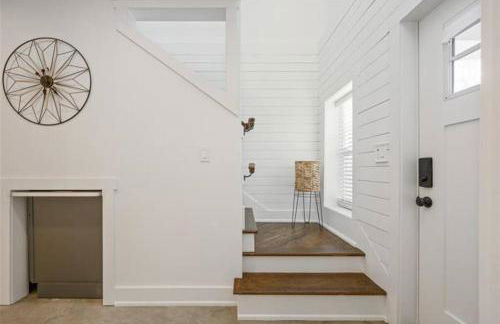 Lux Stay's Modern Loft Style Tiny Home in ATL - Foto 36