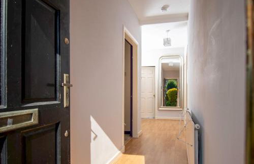 Private Entrance GF 2 bed flat near Renfrew Centre - Pass the Keys - Foto 23