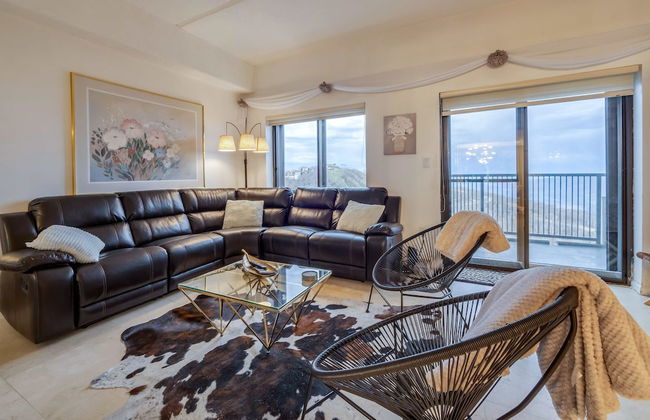 Uhost AI 2BR Condo w Balcony Great Views - Foto 1