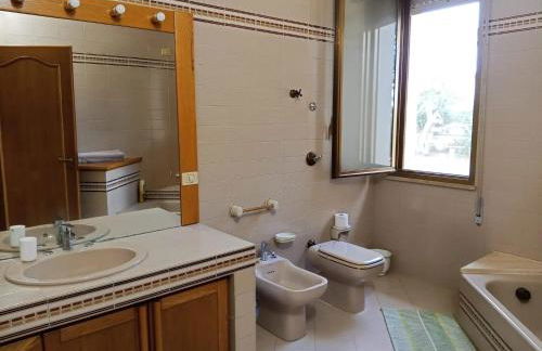 Charming House in Marsala with Private Garden - Foto 17