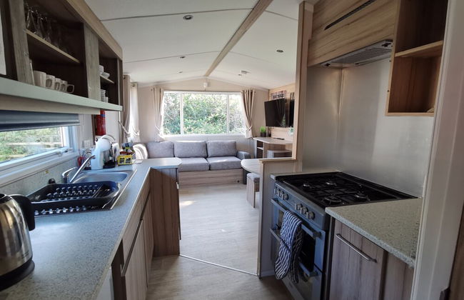 8berth- Smarttv- Closetobeach- Familyfriendly - Foto 7