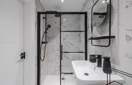 The Spire! Historic Features Rare 1800s Church - Foto 14