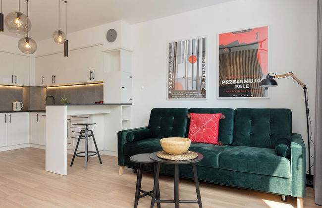 Piaseczno Stylish Apartment by Renters - Photo 16