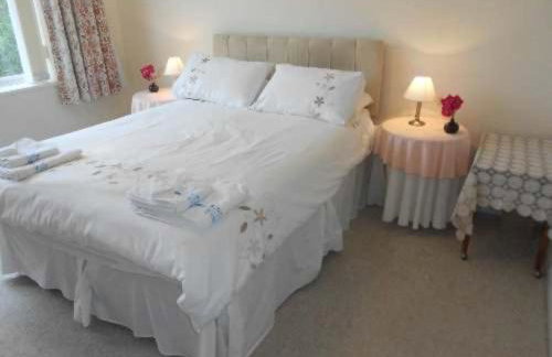 AVON BEACH RETREAT by BOURNECOAST- A Lovely Bungalow by the Sea with a Garden and Parking - HB2087 - Foto 7