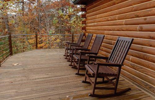 Arch Fun Cabin - Modern Cabin with Hot Tub, Games & Views - Foto 79