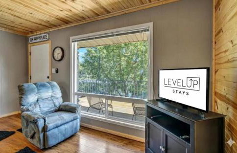 Waterfront Getaway Lake Access Deck BBQ Grill - Photo 18