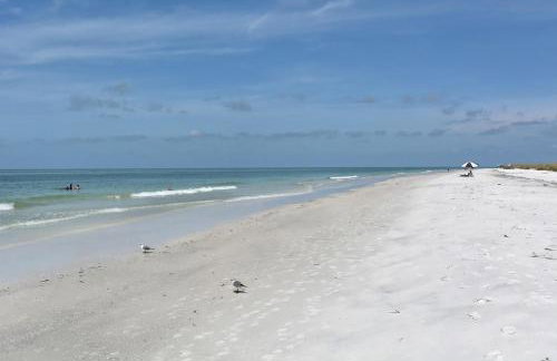 NEW! SaltWater Serenity less than 500ft to AMI, Canal Front! - Foto 57