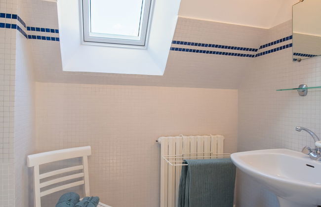 4 bedroom House in Névez with garden and terrace - Photo 24