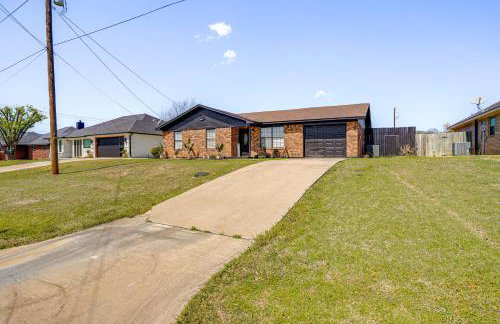7 Mi to Lake Bridgeport: Home w/ Yard & Grill! - Foto 26