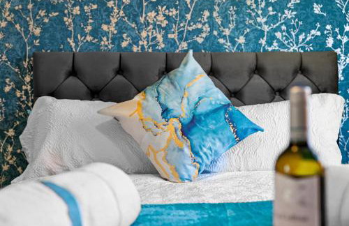 Cozy 3 bedroom house with free parking and near hospital - Foto 22