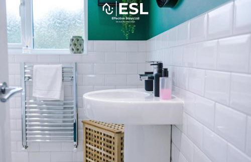 Open Plan - 3 Bedroom House - Garden and Outdoor Seating - Driveway Parking - Short Drive to City Centre - Foto 13