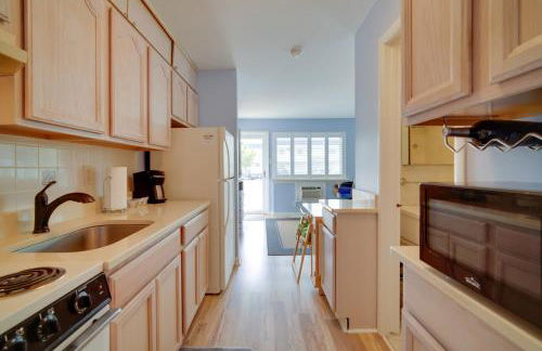 First-Floor Brigantine Condo Steps to Ocean! - Foto 5