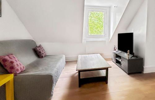 Charmant studio - vue parc- proche transports - Photo 5