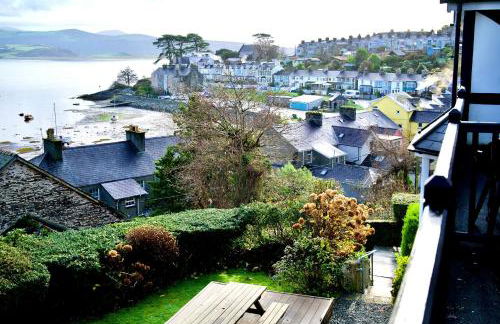 Tegfryn (Sleeps 8), 5*, Sea View, Borth y Gest - Photo 59