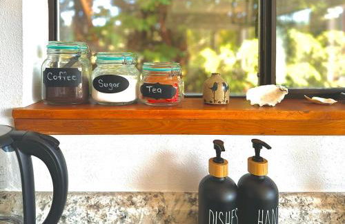 Water Views - Wood Stove - Quiet & Private Stay - Foto 33