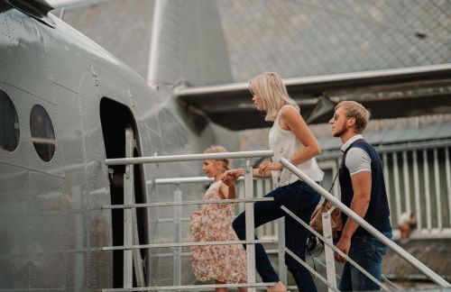 Antonov im Garten – Flugzeug-Ferienwohnung - Foto 2