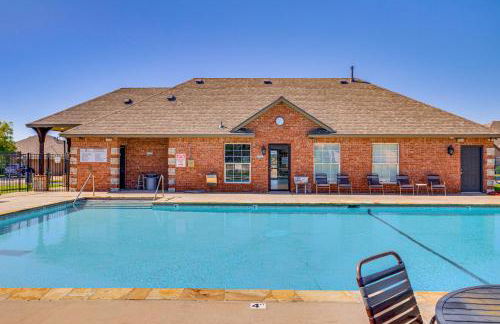 14 Mi to Dtwn OKC Edmond Gem with Fenced Yard! - Foto 27