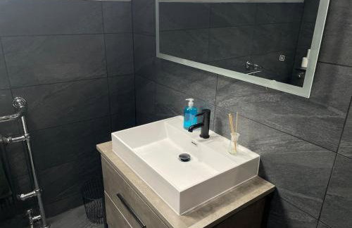 ResiLets - The Monopoly Apartment - Large 4 bedroom - Foto 7