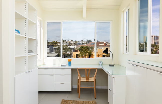 Bay Breeze by Avantstay Bayfront Home w/ Fire Pit & Private Dock in Balboa Peninsula - Foto 31