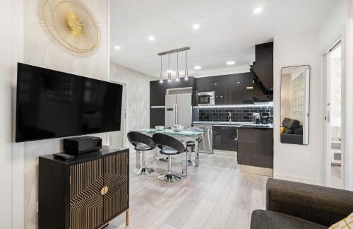 Plaza España Apartment - Photo 13