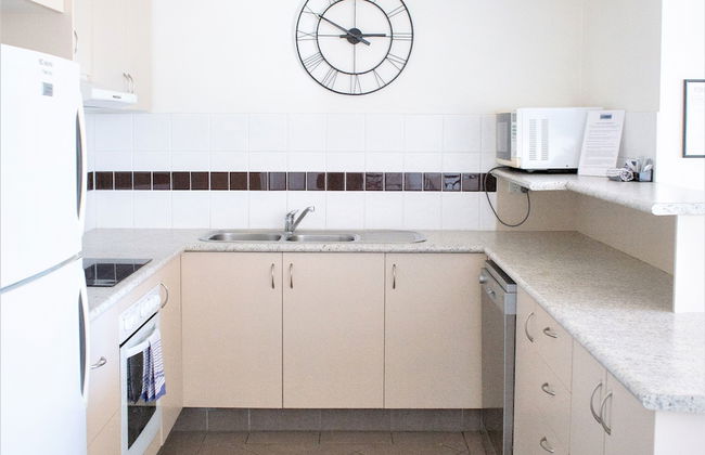 Montana Palms Resort - Photo 16