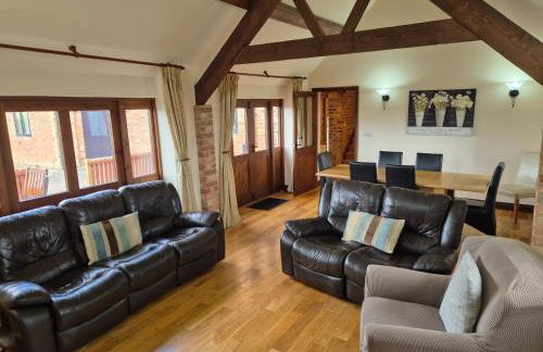 Lodge Barns - Photo 5