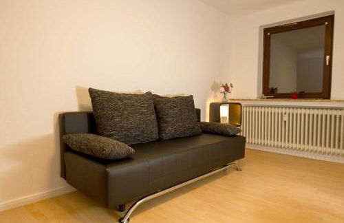 Villa anno 1924 im Dorf - Foto 14