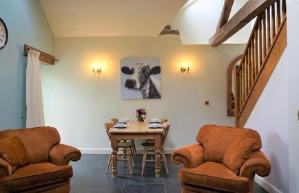 Sheep Dip Cottage - 5* Cyfie Farm, with log burner and private hot tub - Foto 5