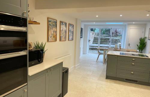 Luxury Lechlade cottage - Character and charm - Photo 26