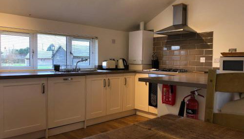 Fields End Lodges - Photo 3