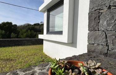 Charming house with garden in Angra do Heroísmo - Photo 30