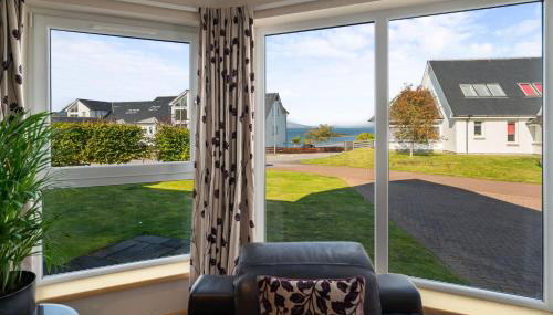 Stunning Sea Views - Luxury 4BR Beach House - Foto 4, Garden view