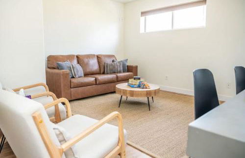 Newly Remodeled Family Friendly Home - Foto 32