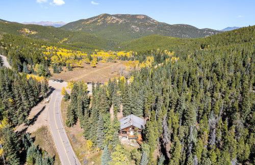 Nestled Inn Vacation Home Rental Evergreen - Trails, Views, Hot Tub, Skiing! - Foto 36