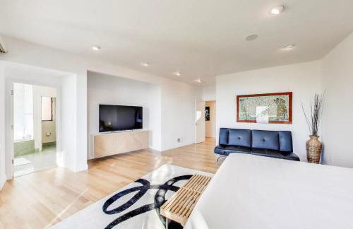 Luxurious Hillside Home wAC & Gorgeous SF Views! - Foto 31