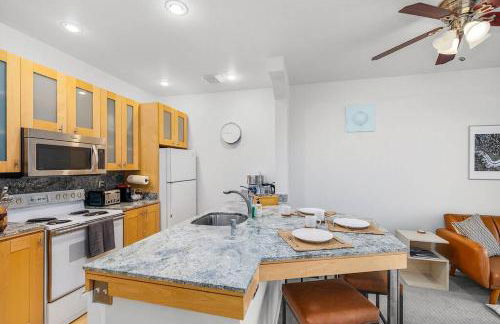 Needle's Edge - 99 Walkscore! - Foto 46